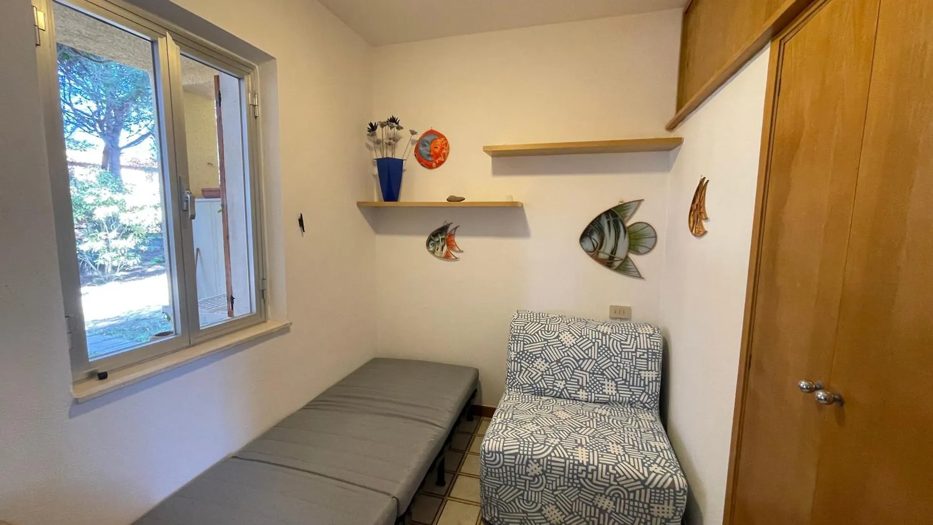Alba Majore Beach Apartment 雷纳马约勒